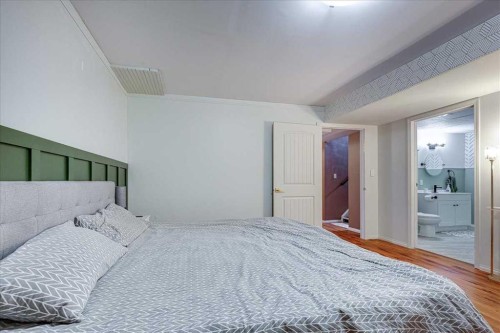 4709 55 Avenue, Rimbey, AB - Indoor Photo Showing Bedroom