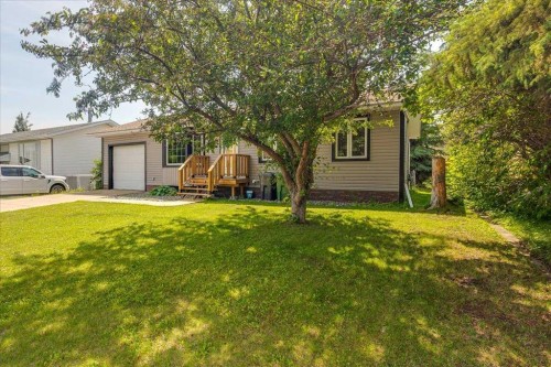 4709 55 Avenue, Rimbey, AB - Outdoor