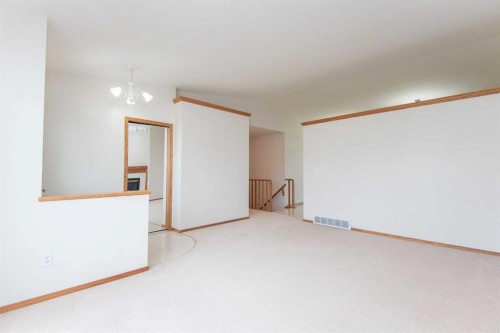 19 Logan Close, Red Deer, AB - Indoor Photo Showing Other Room