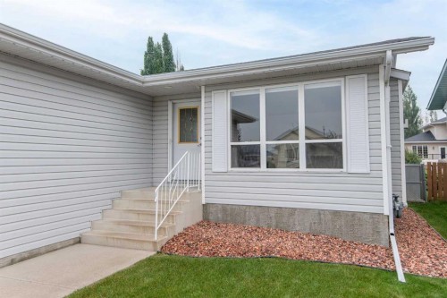 19 Logan Close, Red Deer, AB - Outdoor With Exterior