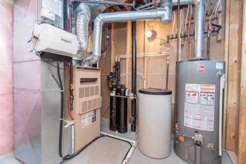 19 Logan Close, Red Deer, AB - Indoor Photo Showing Basement