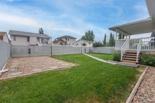 19 Logan Close, Red Deer, AB - Outdoor
