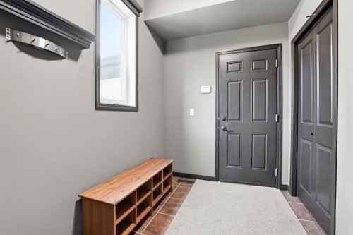 74 Oaklands Crescent, Red Deer, AB - Indoor Photo Showing Other Room
