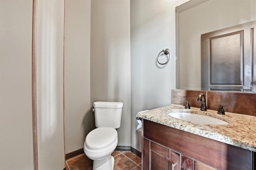 74 Oaklands Crescent, Red Deer, AB - Indoor Photo Showing Bathroom