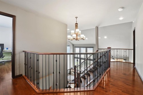 74 Oaklands Crescent, Red Deer, AB - Indoor Photo Showing Other Room