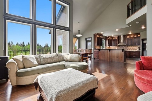 74 Oaklands Crescent, Red Deer, AB - Indoor Photo Showing Living Room