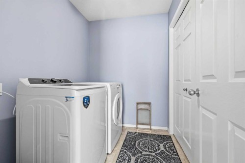 19 Ralston Crescent, Red Deer, AB - Indoor Photo Showing Laundry Room