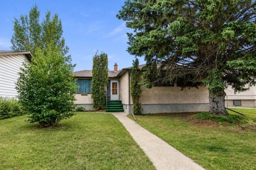5539 38 Street  Red Deer, AB T4N 0X7