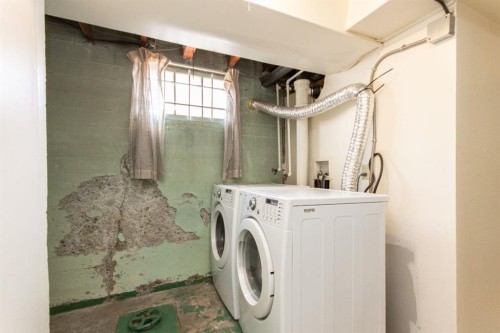 4917 46 Street, Red Deer, AB - Indoor Photo Showing Laundry Room