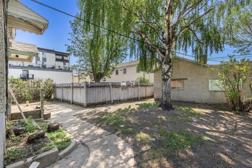 4917 46 Street, Red Deer, AB - Outdoor