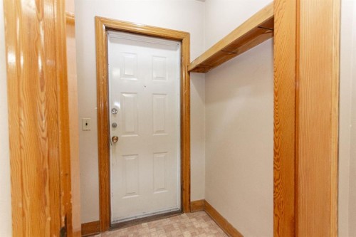 4917 46 Street, Red Deer, AB - Indoor Photo Showing Other Room