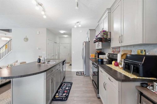 188 Kershaw Close, Red Deer, AB - Indoor Photo Showing Kitchen With Double Sink