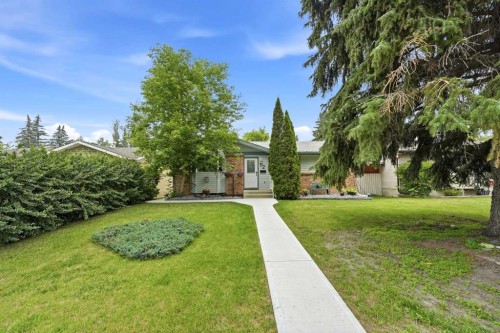 12 Anders Street, Red Deer, AB 