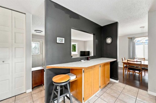 12 Anders Street, Red Deer, AB 