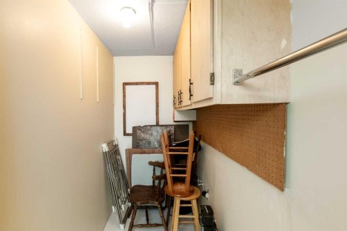 4003 53 Avenue, Innisfail, AB - Indoor Photo Showing Other Room