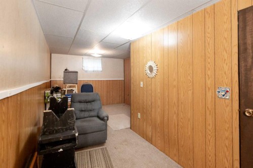 4003 53 Avenue, Innisfail, AB - Indoor Photo Showing Other Room