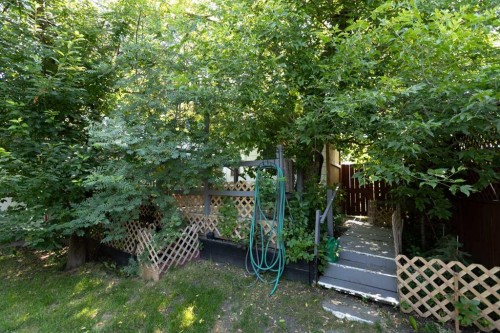 4003 53 Avenue, Innisfail, AB - Outdoor