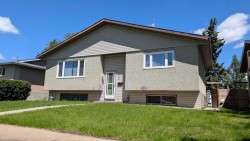169 Mt. Pleasant Drive Camrose, AB T4V 3H8