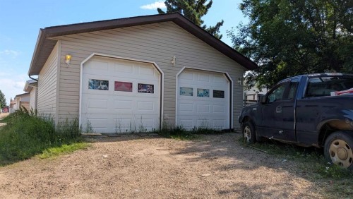 169 Mt. Pleasant Drive, Camrose, AB - Outdoor