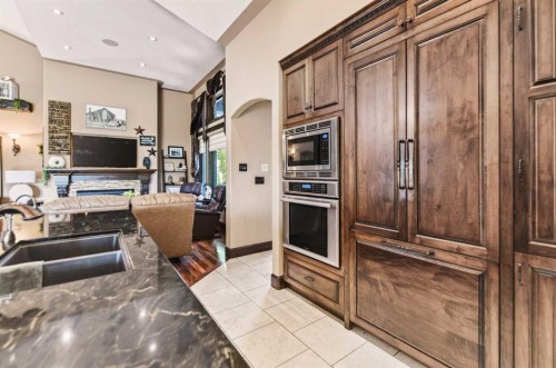 6297 Cronquist Drive, Red Deer, AB - Indoor Photo Showing Kitchen With Double Sink