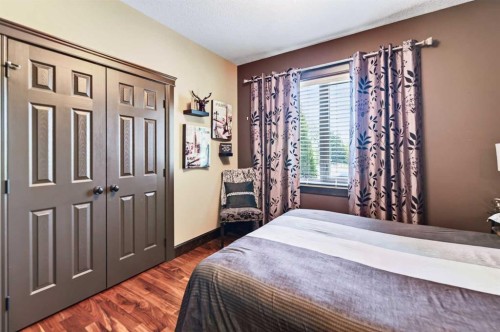 6297 Cronquist Drive, Red Deer, AB - Indoor Photo Showing Bedroom