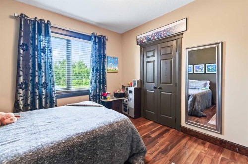 6297 Cronquist Drive, Red Deer, AB - Indoor Photo Showing Bedroom
