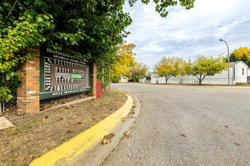 65-4922 Womacks Road, Blackfalds, AB 