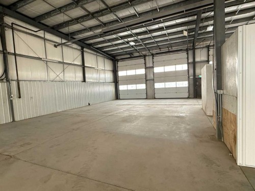 2 Van Der Horn Way, Rural Red Deer County, AB 