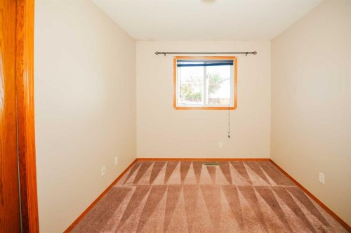 55 Edgewood Drive, Camrose, AB 