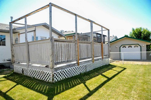 55 Edgewood Drive, Camrose, AB 
