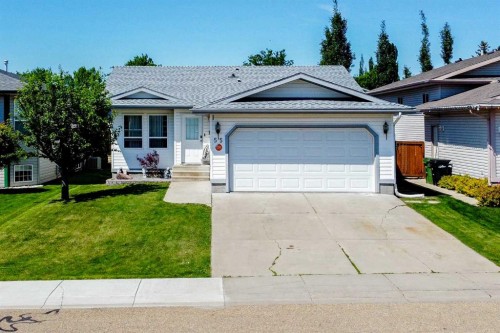 55 Edgewood Drive, Camrose, AB 