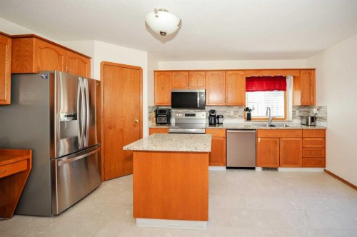 55 Edgewood Drive, Camrose, AB 