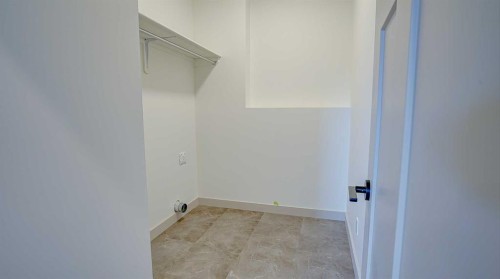 19 Ian Way, Sylvan Lake, AB - Indoor