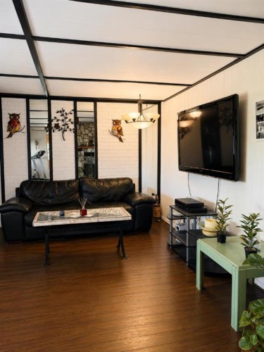 5220 44 Street, Consort, AB - Indoor