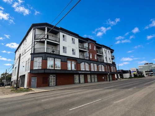 4901 46 Street, Red Deer, AB 