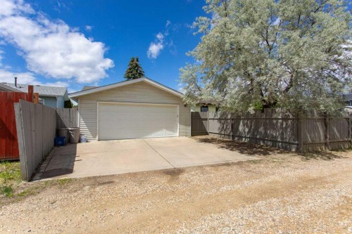 153 Westview Crescent, Blackfalds, AB - Outdoor