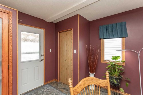 153 Westview Crescent, Blackfalds, AB - Indoor Photo Showing Other Room