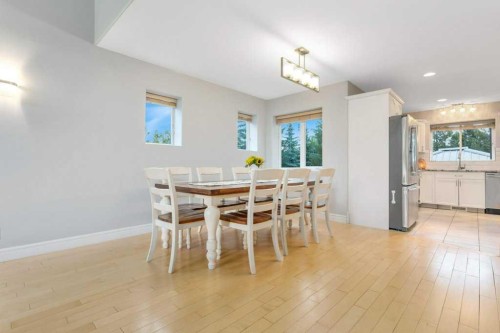 13 Fern Crescent, Sylvan Lake, AB - Indoor Photo Showing Dining Room