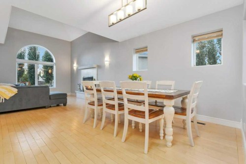 13 Fern Crescent, Sylvan Lake, AB - Indoor Photo Showing Dining Room