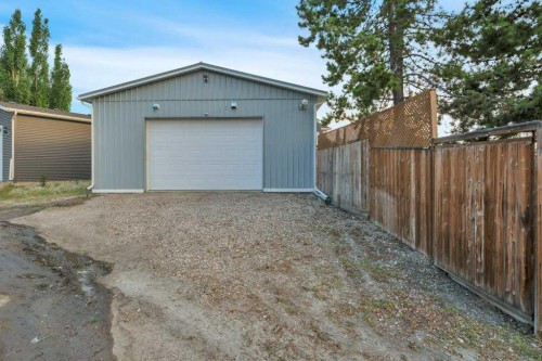 13 Fern Crescent, Sylvan Lake, AB - Outdoor With Exterior