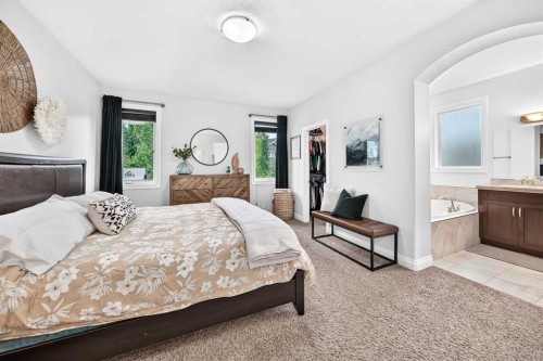 4 Welsh Close, Red Deer, AB - Indoor Photo Showing Bedroom