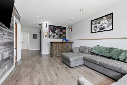 5618 Panorama Drive, Blackfalds, AB - Indoor Photo Showing Living Room