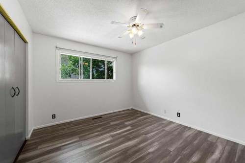 4814 49 Avenue, Forestburg, AB - Indoor Photo Showing Other Room