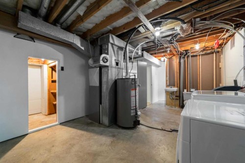 4814 49 Avenue, Forestburg, AB - Indoor Photo Showing Basement