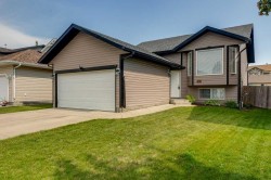 103 Landry Bend Red Deer, AB T4R 3L7