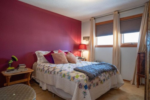 4908 47 Street, Clive, AB - Indoor Photo Showing Bedroom