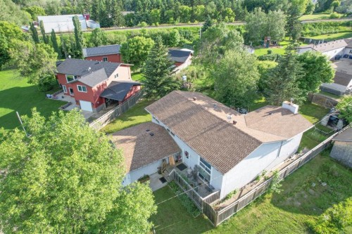 4908 47 Street, Clive, AB - Outdoor