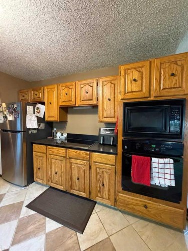 5216 47 Street, Consort, AB - Indoor Photo Showing Kitchen