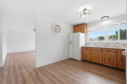23 Fairway Avenue, Red Deer, AB - Indoor Photo Showing Kitchen With Double Sink