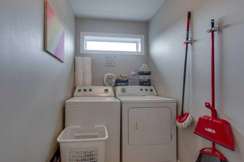 183 Kelloway Crescent, Red Deer, AB - Indoor Photo Showing Laundry Room
